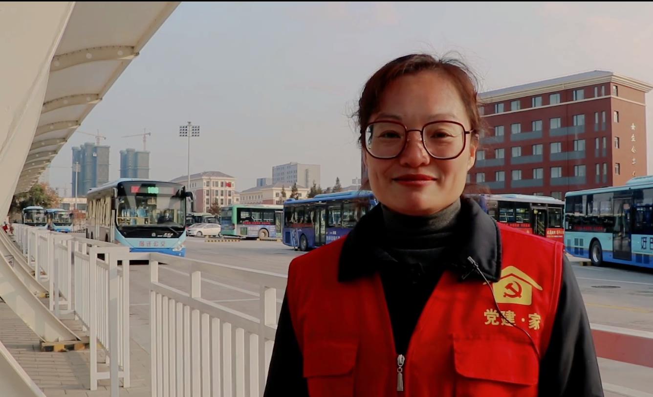 【新时代工业工人风范】市俄罗斯专享会集团金牌职工——李伟